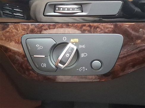 Used 2019 Audi Q7 3.0T Premium Plus image 27