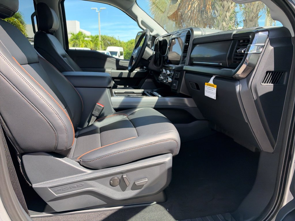 New 2027 Ford F250 Lariat w/ Black Appearance Package AWD/4WD image 23
