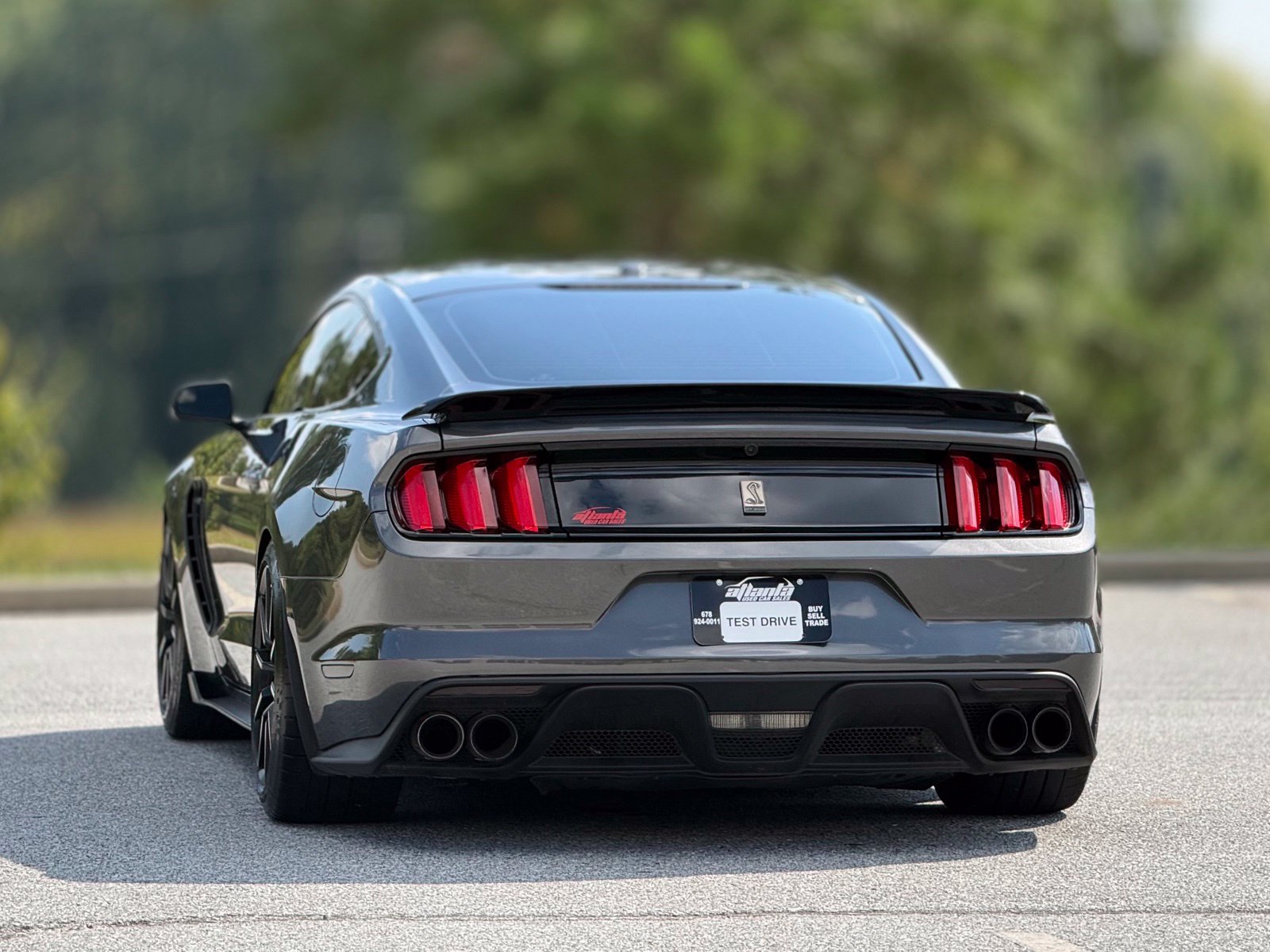 Used 2017 Ford Mustang Shelby GT350 RWD image 5
