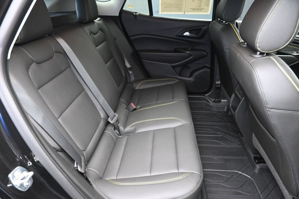 Used 2026 Chevrolet Trax ACTIV w/ Driver Confidence Package FWD image 24