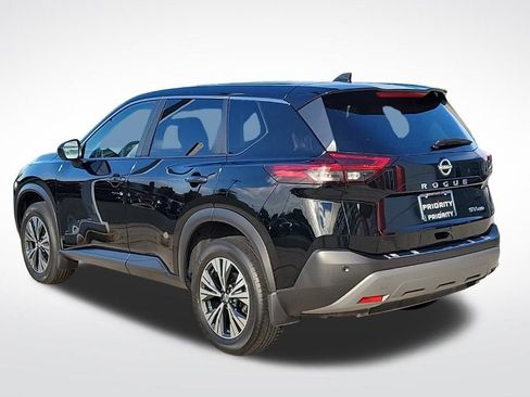 Certified 2023 Nissan Rogue SV image 3