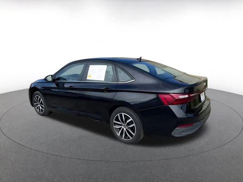 Used 2025 Volkswagen Jetta SE image 10