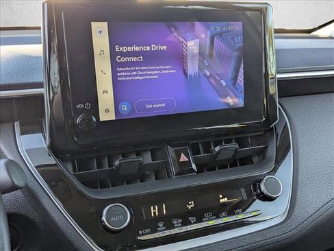 Used 2024 Toyota Corolla Cross LE image 14