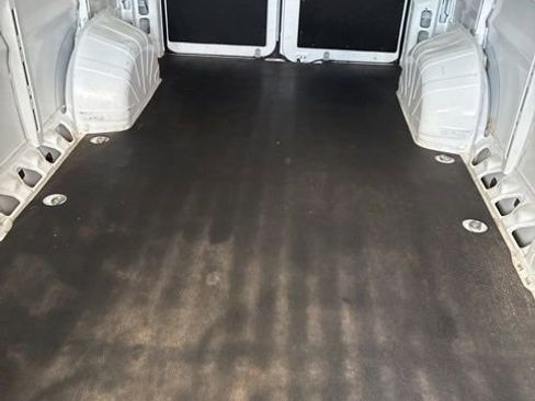 Used 2025 RAM ProMaster 2500 w/ Convenience Group image 22