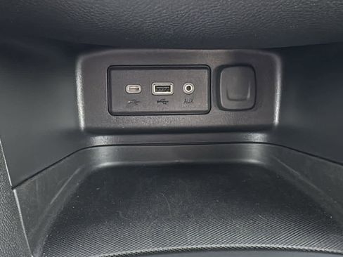Certified 2023 Chevrolet Equinox LT AWD/4WD image 19