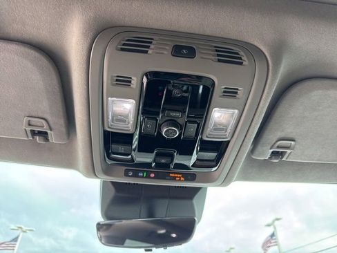 Certified 2025 Cadillac Escalade Sport Platinum image 15