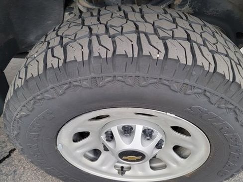 Used 2024 Chevrolet Silverado 3500 LT image 15