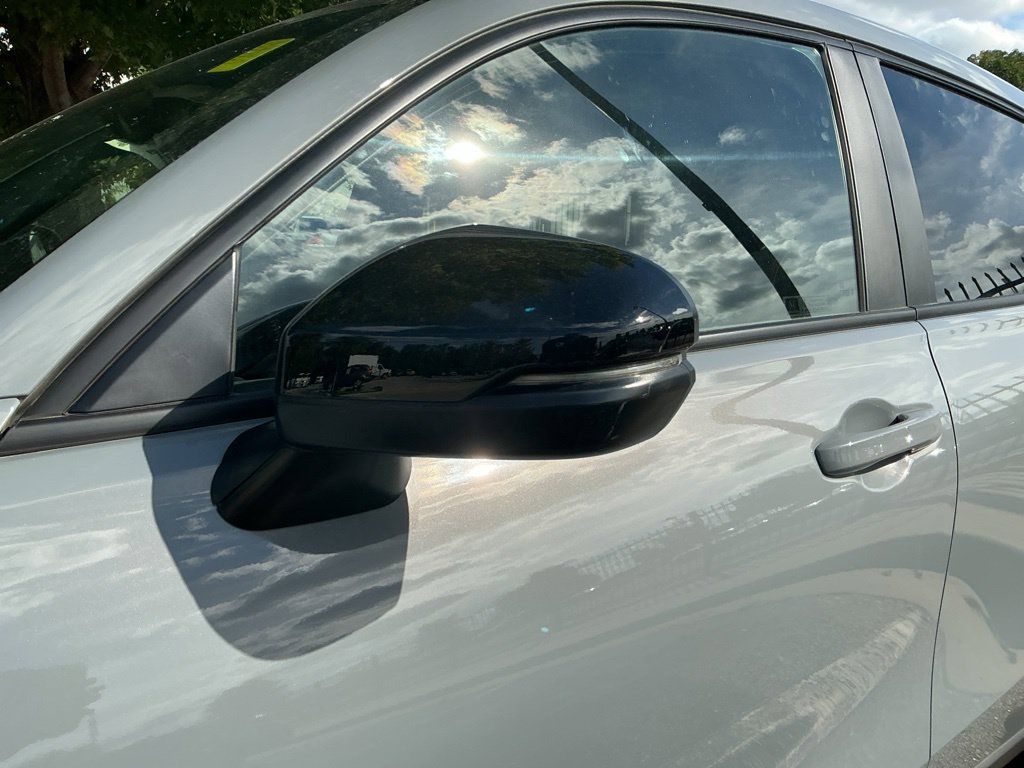 Used 2025 Honda HR-V Sport image 7