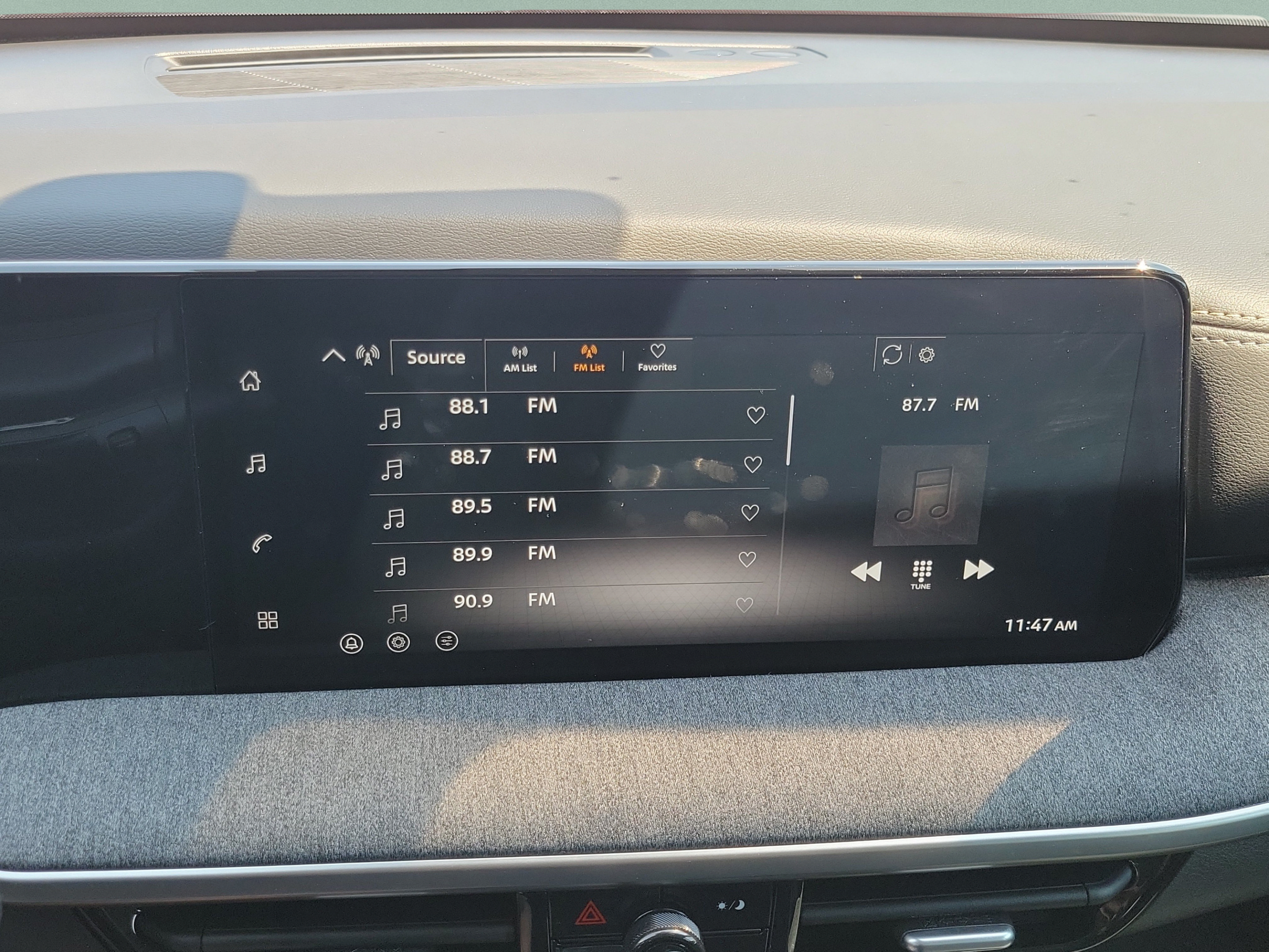 Certified 2026 Nissan Kicks SV w/ SV Premium Package FWD image 24