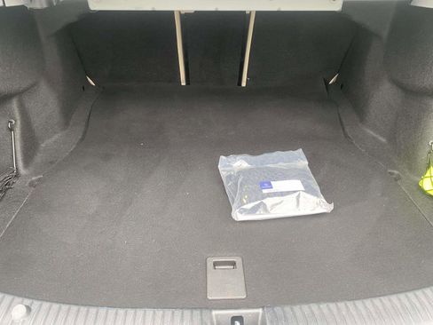 Used 2016 Mercedes-Benz C 300 Sedan image 10