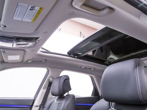 Certified 2026 Genesis GV70 2.5T Advanced image 10