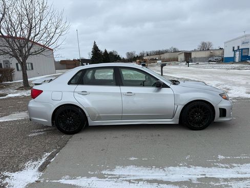 Used 2011 Subaru Impreza WRX Premium AWD/4WD image 4