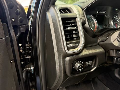 Used 2019 RAM 2500 Laramie AWD/4WD image 14