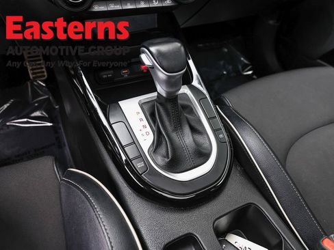 Used 2023 Kia Forte GT-Line w/ GT-Line Premium Package FWD image 13