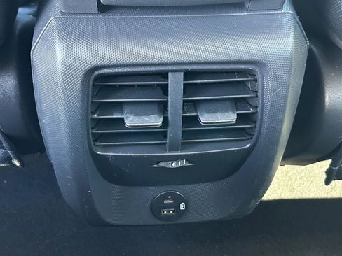 Used 2022 Ford Mustang Mach-E Select image 21