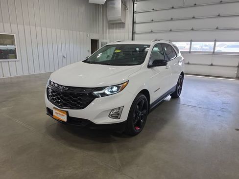 Used 2021 Chevrolet Equinox Premier w/ Redline Edition AWD/4WD image 4