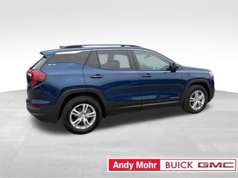 Used 2023 GMC Terrain SLE w/ Driver Convenience Package image 13