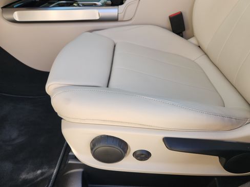 Certified 2022 Mercedes-Benz GLB 250 4MATIC image 25