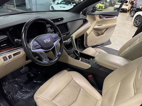 Used 2019 Cadillac XT5 Luxury FWD image 32