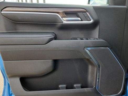 Used 2023 Chevrolet Silverado 1500 LT image 17