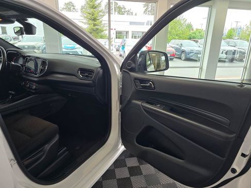 Used 2025 Dodge Durango GT AWD/4WD image 43