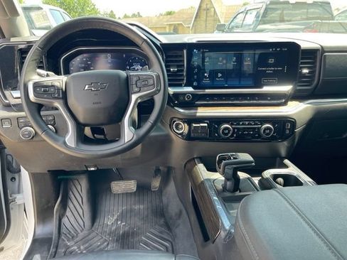 Certified 2024 Chevrolet Silverado 1500 LT Trail Boss w/ LT Trail Boss Premium Package AWD/4WD image 12