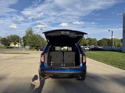 Used 2014 Ford Explorer Limited w/ Equipment Group 302A AWD/4WD image 8