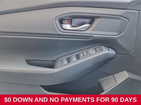 Used 2025 Honda Accord SE image 11