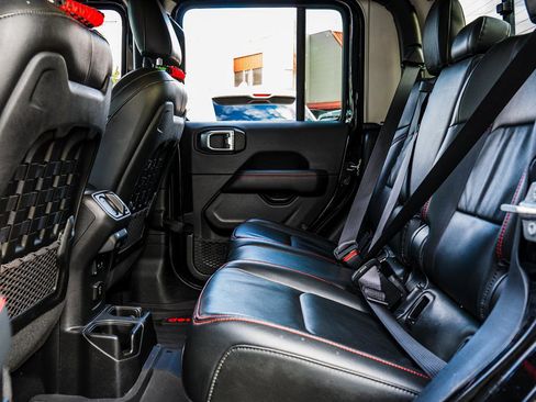 Used 2022 Jeep Gladiator Rubicon w/ Trailer Tow Package image 36