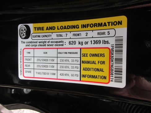 Used 2022 Ford Explorer XLT w/ Equipment Group 202A image 44