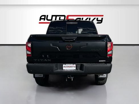 Used 2023 Nissan Titan PRO-4X w/ Off Road Protection Package AWD/4WD image 6