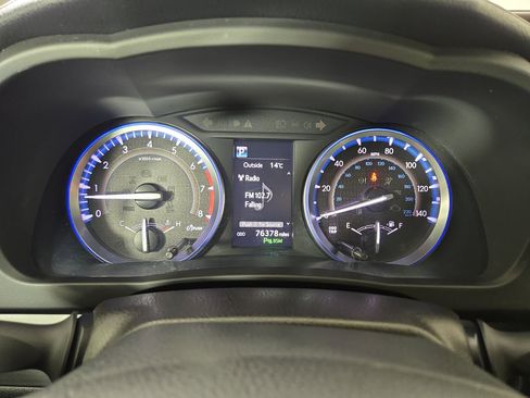 Used 2017 Toyota Highlander Limited Platinum image 19