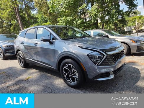 Used 2025 Kia Sportage LX FWD image 20