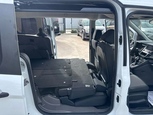 Used 2020 Ford Transit Connect XL image 37