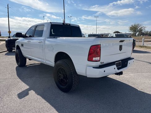Used 2018 RAM 2500 Big Horn image 3
