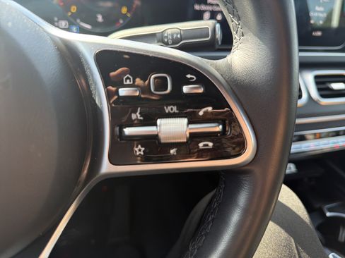 Used 2022 Mercedes-Benz GLE 350 w/ AMG Line Exterior image 19