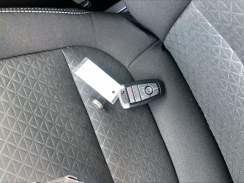 Certified 2025 Ford Escape Active FWD image 15