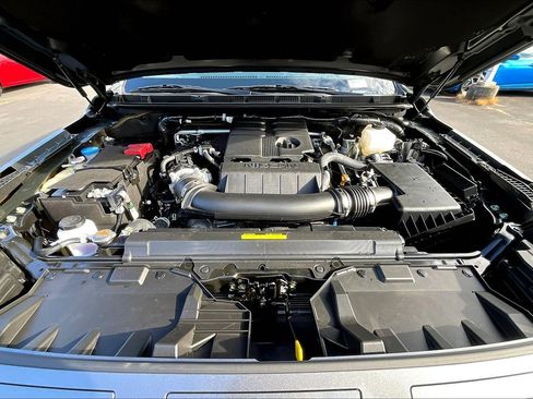 New 2026 Nissan Frontier SV w/ All-Weather Content Package image 11