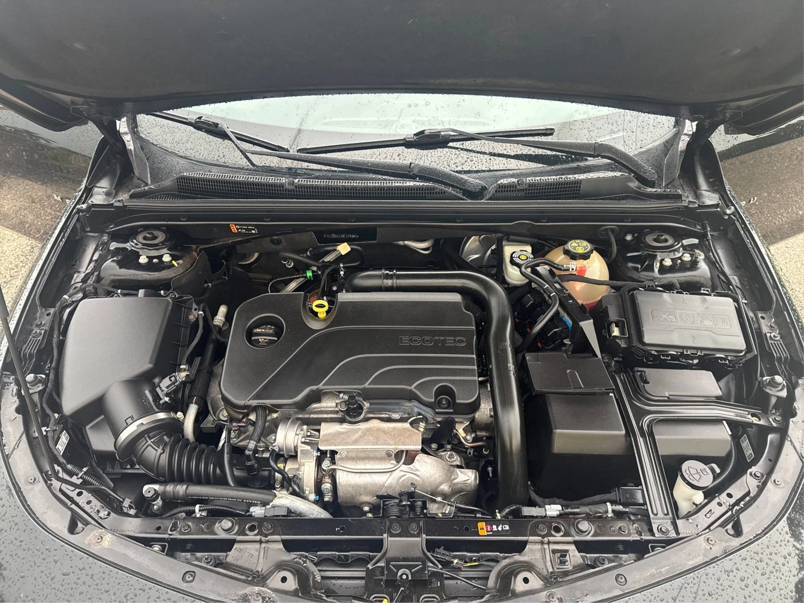 Used 2022 Chevrolet Malibu LT FWD image 24