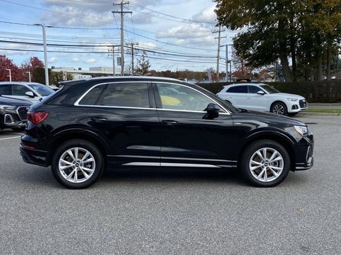 Used 2021 Audi Q3 2.0T Premium w/ Convenience Package image 2