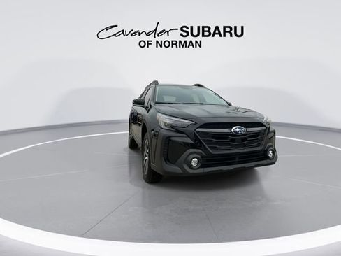 Certified 2025 Subaru Outback Premium image 5