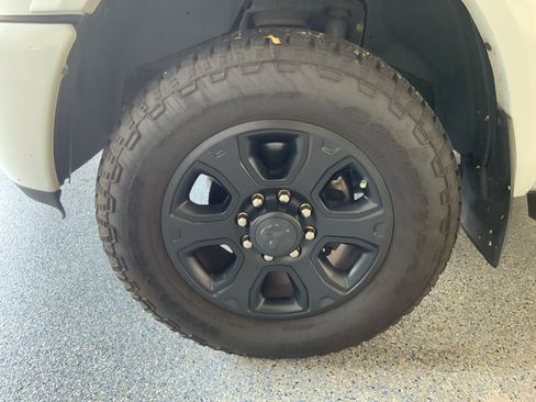 Used 2018 RAM 3500 Big Horn w/ Sport Appearance Group AWD/4WD image 34