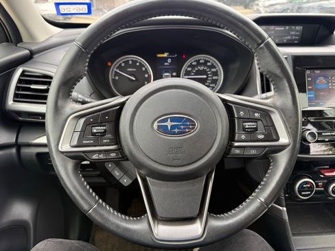 Used 2020 Subaru Forester Premium image 12