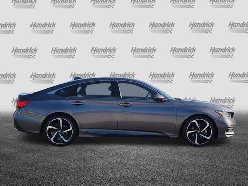 Used 2018 Honda Accord Sport image 8