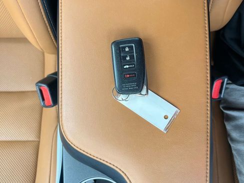 Used 2023 Lexus IS 350 F Sport image 41