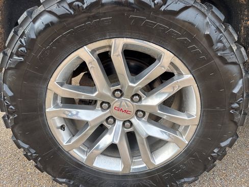 Used 2022 GMC Sierra 1500 SLT w/ SLT Convenience Package image 12