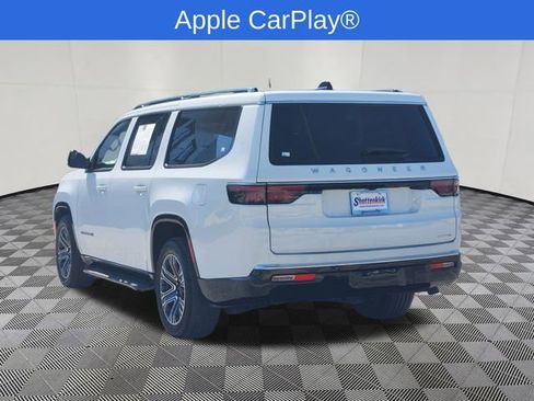 Used 2024 Jeep Wagoneer L Series II image 3