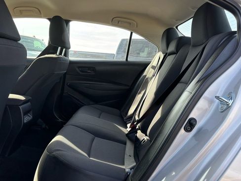 Used 2025 Toyota Corolla LE image 7
