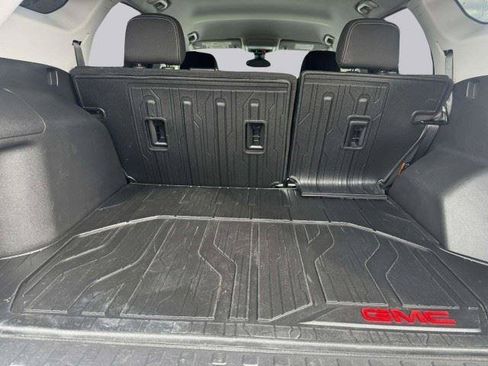 Used 2022 GMC Terrain SLE w/ Driver Convenience Package FWD image 75