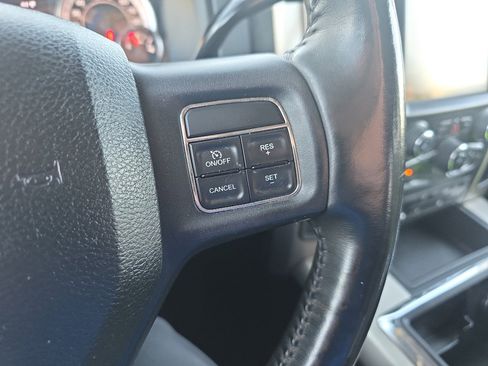 Used 2013 RAM 2500 Big Horn image 31